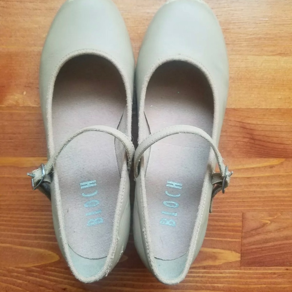 Bloch Tap Shoes Techno Tap Beige Tan Girls Size 1.5